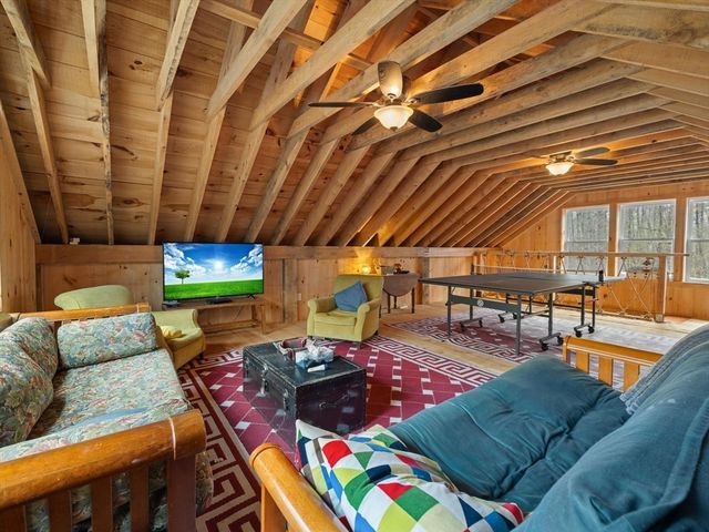 59 Smith Rd, Northborough, MA 01532