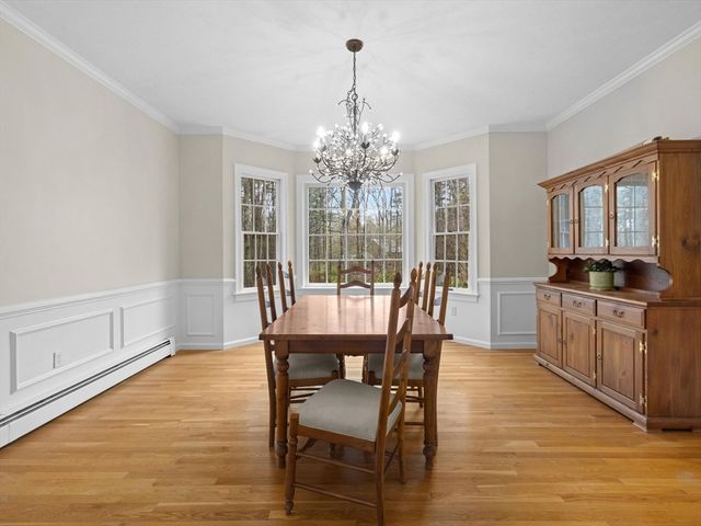 59 Smith Rd, Northborough, MA 01532