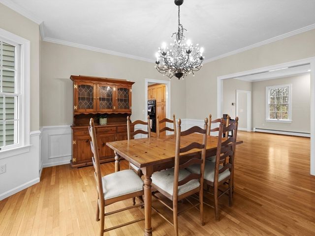 59 Smith Rd, Northborough, MA 01532