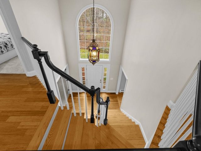 59 Smith Rd, Northborough, MA 01532