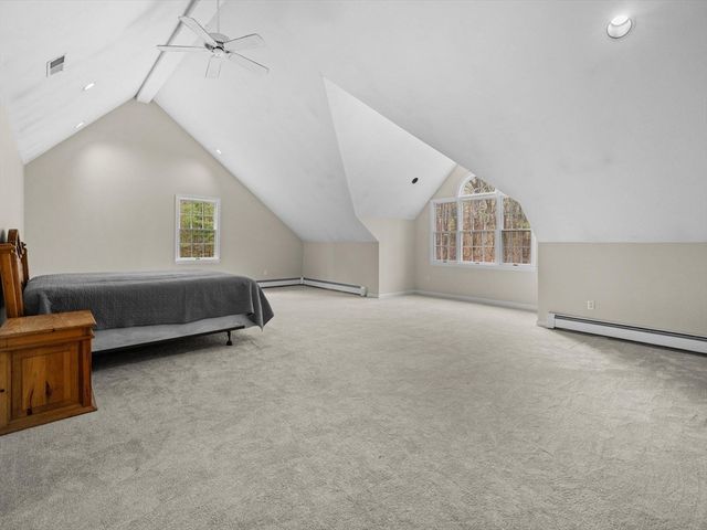 59 Smith Rd, Northborough, MA 01532