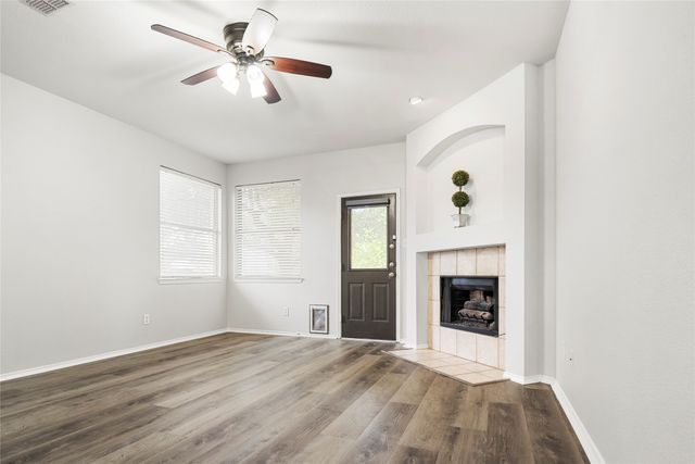 7900 Hidden Path Lane, Denton, TX 76210