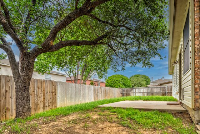 7900 Hidden Path Lane, Denton, TX 76210
