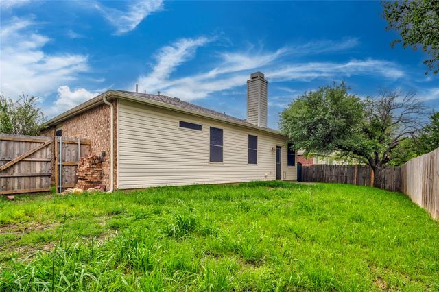 7900 Hidden Path Lane, Denton, TX 76210