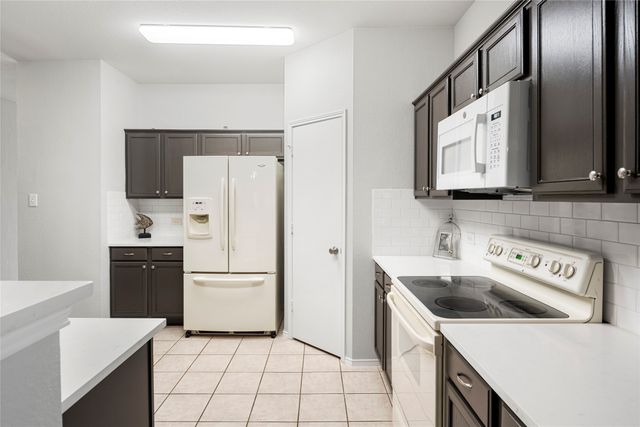 7900 Hidden Path Lane, Denton, TX 76210