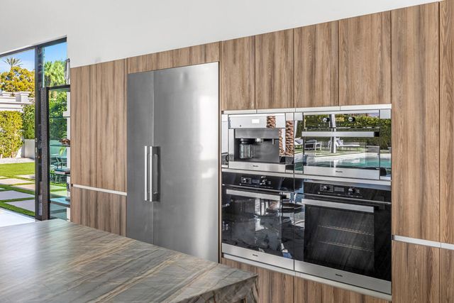 2 Bravo Court, Rancho Mirage, CA 92270