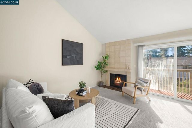 1331 Waterfall Way, Concord, CA 94521