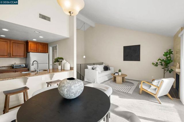 1331 Waterfall Way, Concord, CA 94521