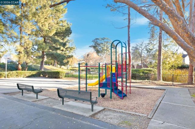 1331 Waterfall Way, Concord, CA 94521