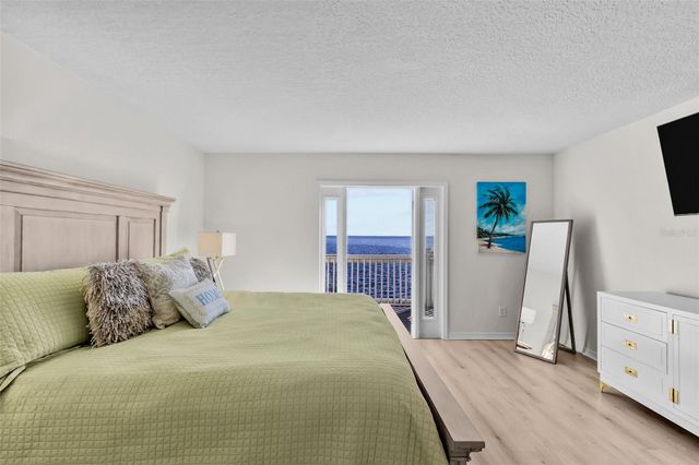 5026 COQUINA KEY DRIVE SE 5026, St Petersburg, FL 33705