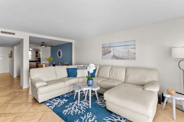5026 COQUINA KEY DRIVE SE 5026, St Petersburg, FL 33705