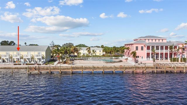 5026 COQUINA KEY DRIVE SE 5026, St Petersburg, FL 33705