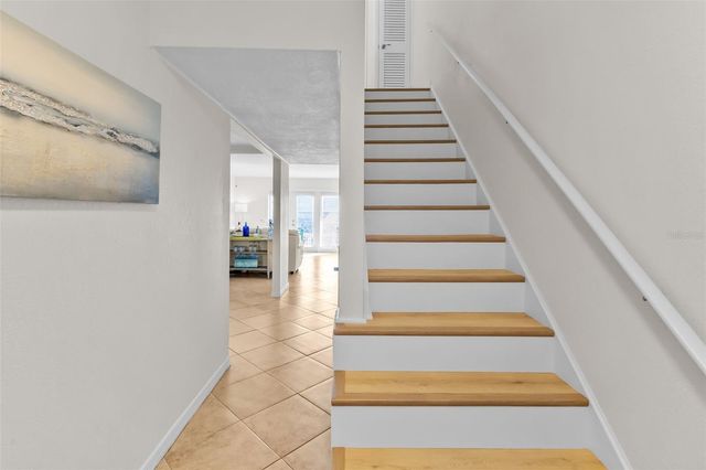 5026 COQUINA KEY DRIVE SE 5026, St Petersburg, FL 33705