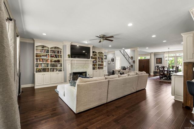 9 LaMarche Lane, Little Rock, AR 72223
