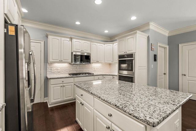 9 LaMarche Lane, Little Rock, AR 72223
