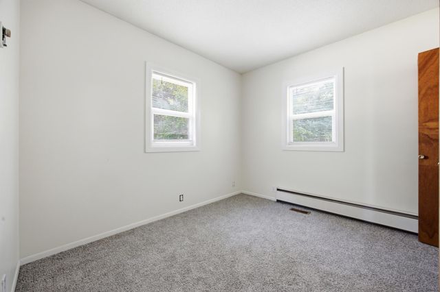 1614 5th Street N, Fargo, ND 58102