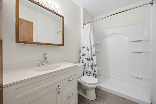 1614 5th Street N, Fargo, ND 58102