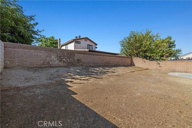4554 Moonraker Road, Palmdale, CA 93552
