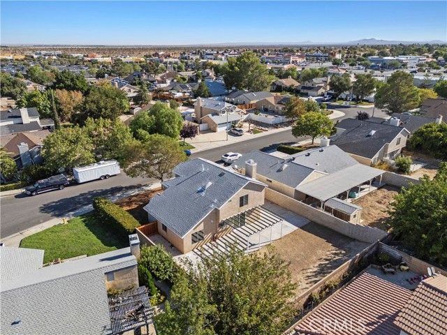 4554 Moonraker Road, Palmdale, CA 93552