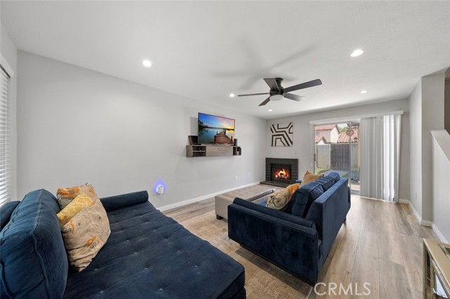 1077 Santo Antonio 47, Colton, CA 92324