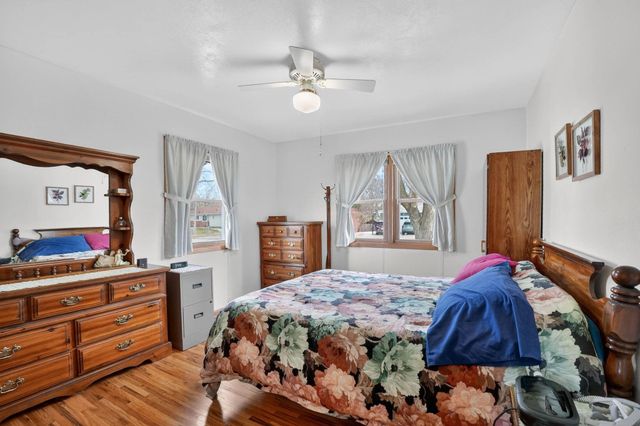 2648 Saratoga Drive, Waterloo, IA 50702