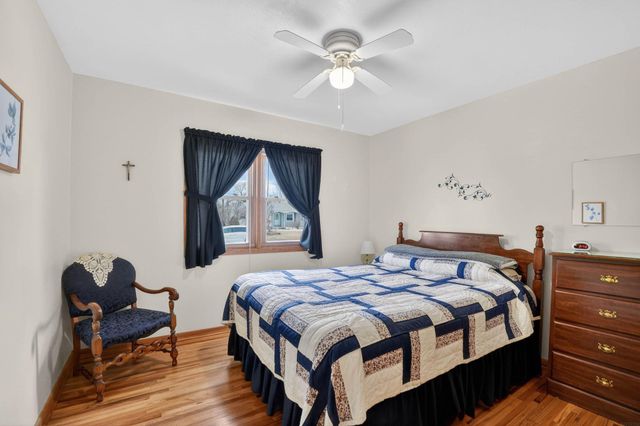 2648 Saratoga Drive, Waterloo, IA 50702