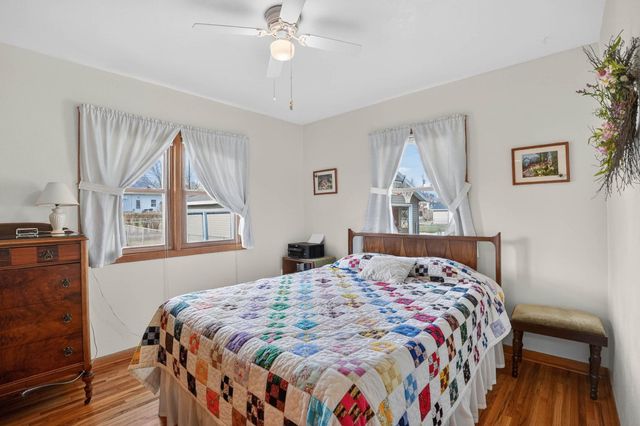 2648 Saratoga Drive, Waterloo, IA 50702