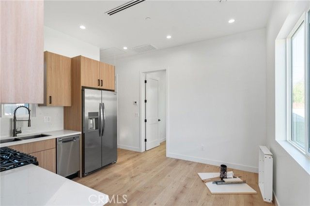 23777 Mulholland Highway 62, Calabasas, CA 91302