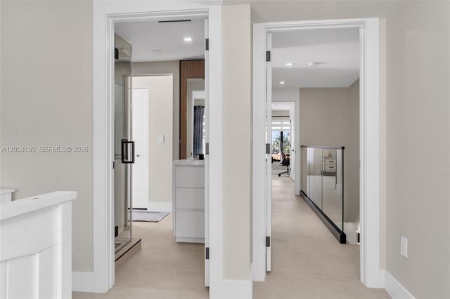 6901 Edgewater Dr 318, Coral Gables, FL 33133