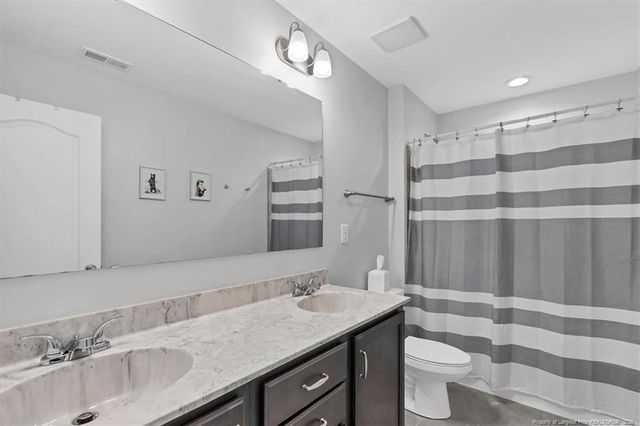 162 Verdmont Drive, Raeford, NC 28376