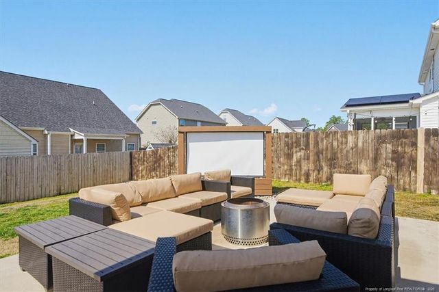 162 Verdmont Drive, Raeford, NC 28376