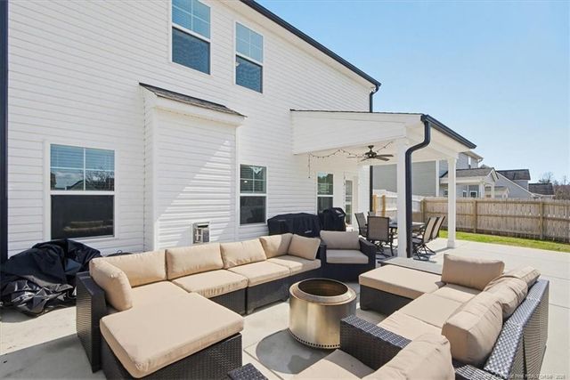 162 Verdmont Drive, Raeford, NC 28376
