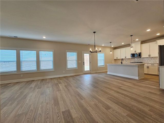 3049 SWEET RED Circle, Braselton, GA 30517