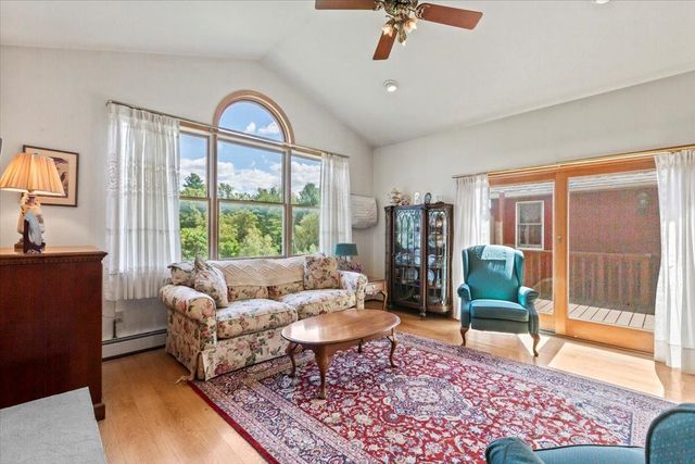 1594 Vermont Route 7A, Shaftsbury, VT 05262