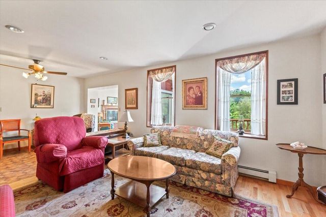 1594 Vermont Route 7A, Shaftsbury, VT 05262