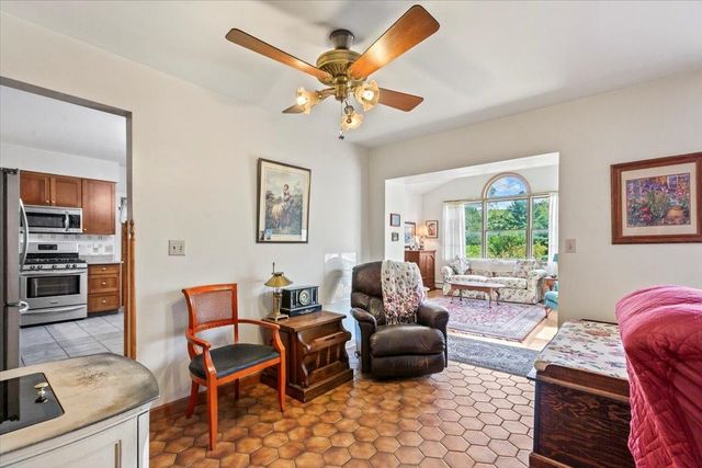 1594 Vermont Route 7A, Shaftsbury, VT 05262