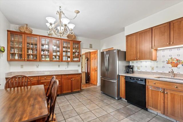 1594 Vermont Route 7A, Shaftsbury, VT 05262