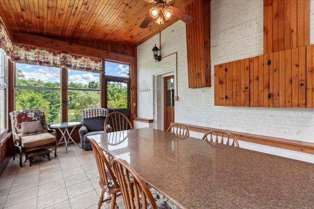 1594 Vermont Route 7A, Shaftsbury, VT 05262