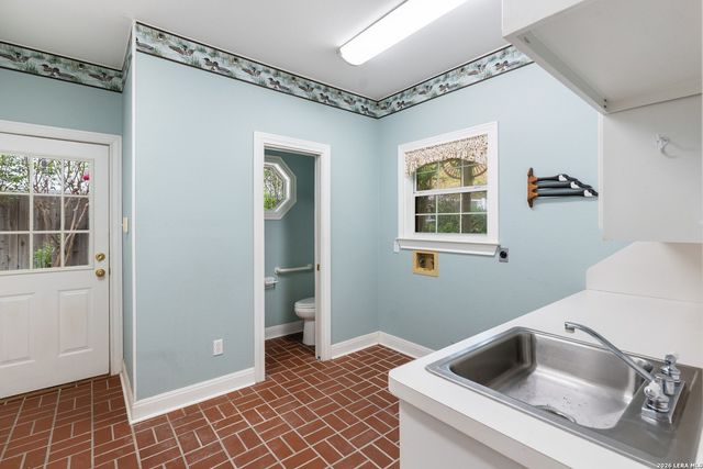 1731 Riada Dr, New Braunfels, TX 78132