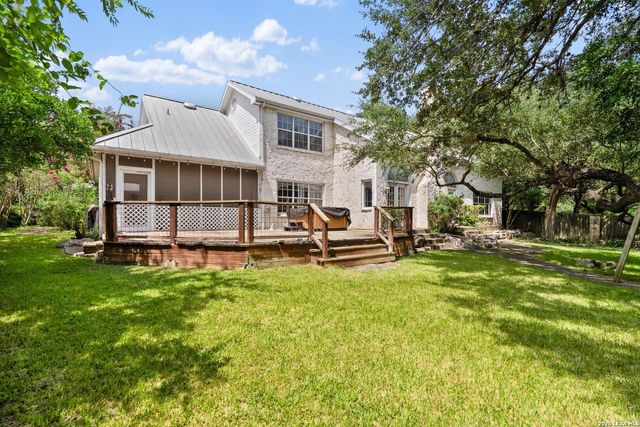 1731 Riada Dr, New Braunfels, TX 78132