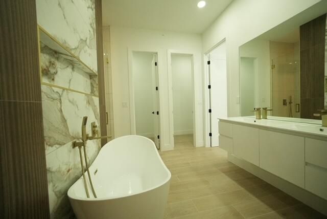 17107 W Sycamore Drive W, The Acreage, FL 33470