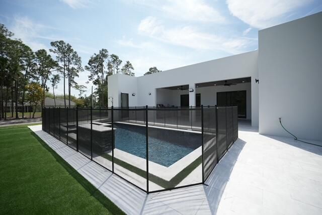 17107 W Sycamore Drive W, The Acreage, FL 33470