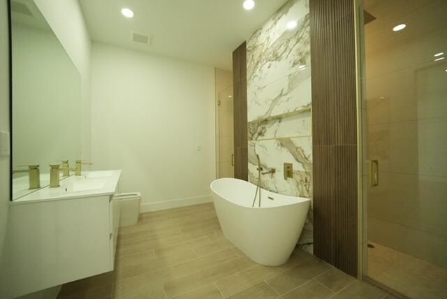 17107 W Sycamore Drive W, The Acreage, FL 33470