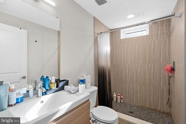 2714 W JEFFERSON ST, Philadelphia, PA 19121