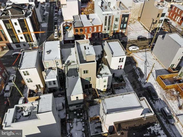 2714 W JEFFERSON ST, Philadelphia, PA 19121