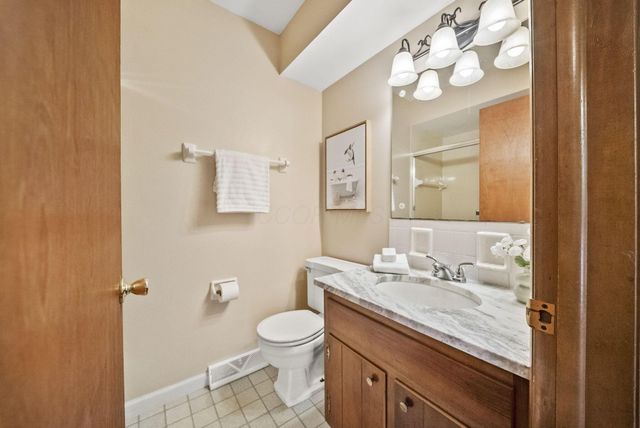 11775 Woodtown Road, Galena, OH 43021