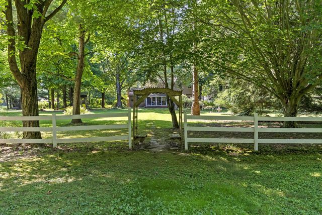 11775 Woodtown Road, Galena, OH 43021