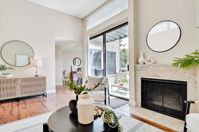 928 Wright Avenue 902, Mountain View, CA 94043