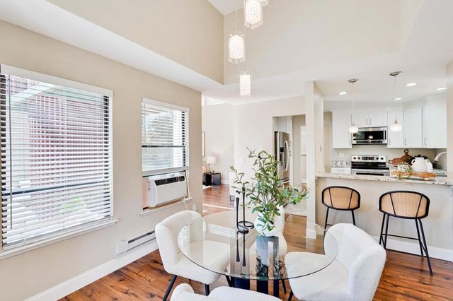 928 Wright Avenue 902, Mountain View, CA 94043