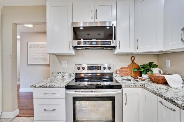 928 Wright Avenue 902, Mountain View, CA 94043